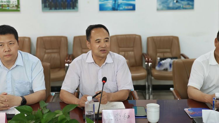 周德林一行拜访西安市商洛商会和盘龙药业集团主要领导 周德林一行拜访西安市商洛商会和盘龙药业集团主要领导